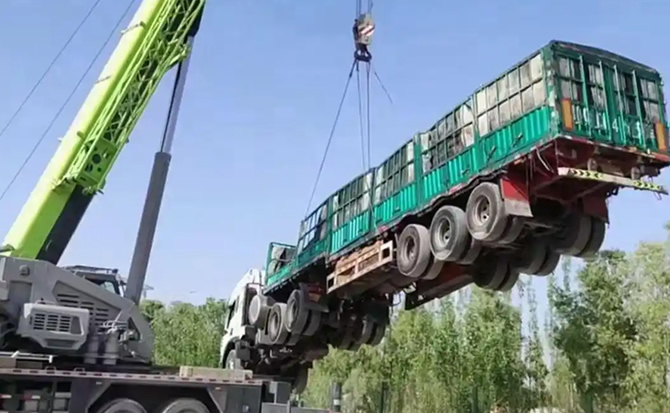 文圣区道路脱困救援案例